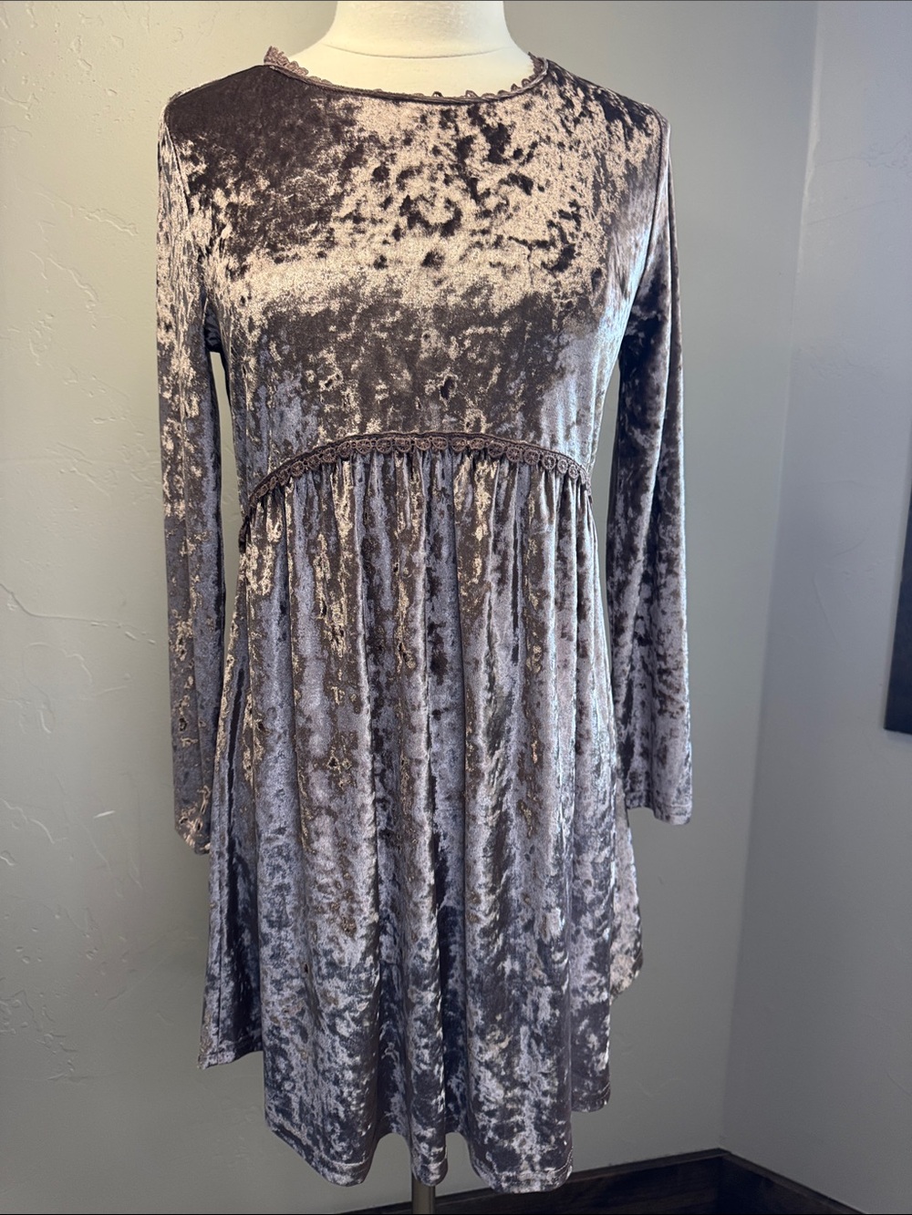 Velvet Long-Sleeve Stretchy Flowy Babydoll Dress in a Mocha Color